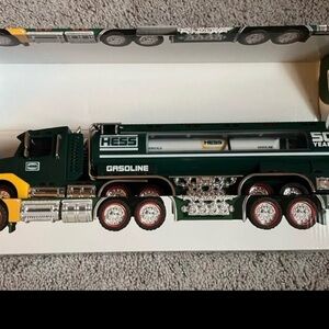 Hess 2014. New in box Hess Anniversary edition